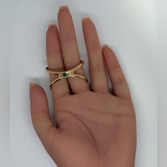 GORGEOUS Gold Tone Floral Crystal Scarf Ring / Slide - Picture 4 of 10